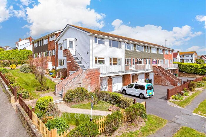2 Bedroom Flat For Sale In Bannings Vale, Saltdean, East Sussex, BN2