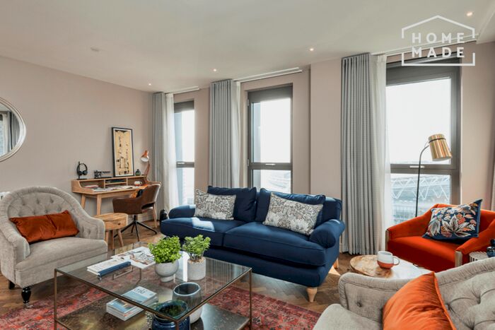 3 Bedroom Apartment To Rent In Canada Gardens, Wembley, HA9