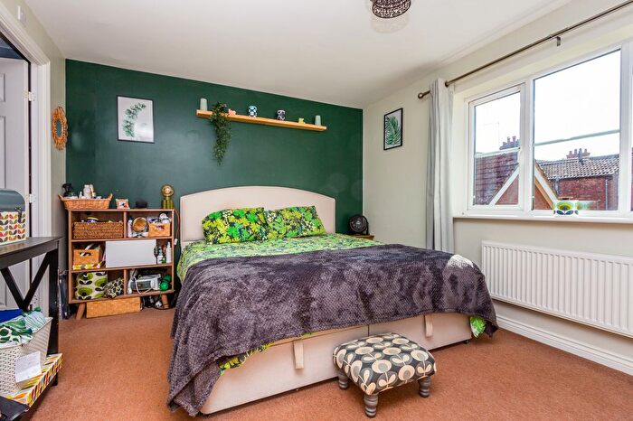 4 Bedroom Detached House For Sale In Mansfield Way, Irchester, Wellingborough, NN29