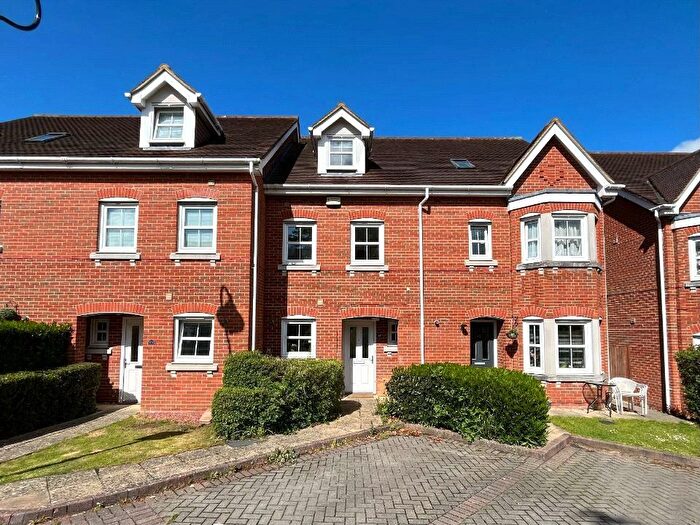 3 Bedroom Terraced House For Sale In Campbell Fields, Aldershot, Hampshire, GU11