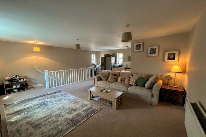 2 Bedroom Property To Rent In Massingham Park, Taunton, TA2