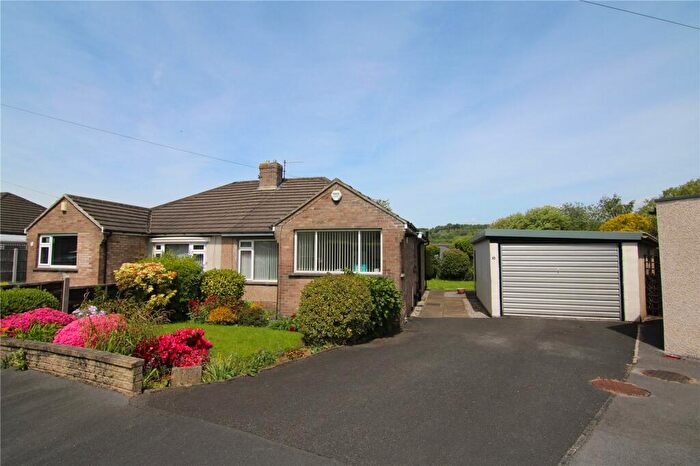 2 Bedroom Bungalow For Sale In Airedale View, Cross Hills, BD20
