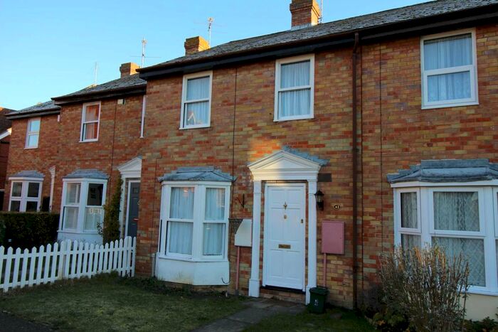 3 Bedroom Semi-Detached House To Rent In Wisdoms Green, Coggeshall, CO6