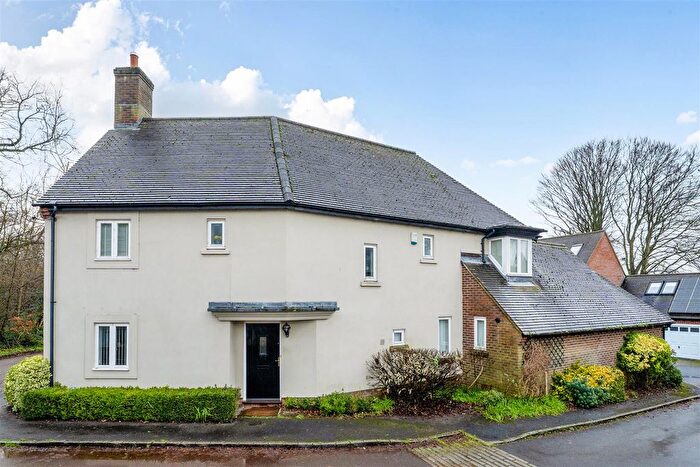 4 Bedroom Link Detached House For Sale In Badger Sett, Blandford St. Mary, Blandford Forum, DT11