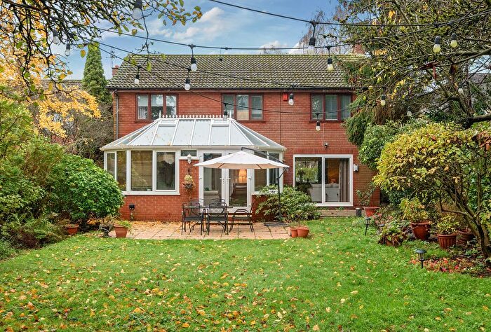 4 Bedroom Detached House For Sale In Malmains Drive, Bristol, BS16