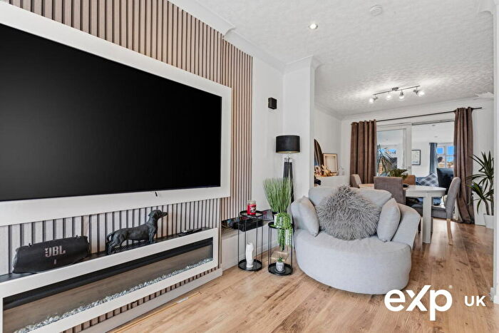 3 Bedroom Detached House For Sale In Priestsic Road, Sutton-in-ashfield, NG17
