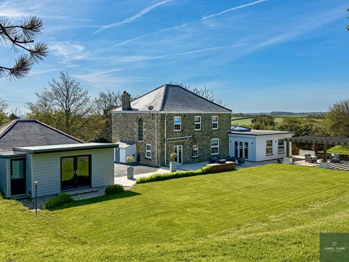 5 Bedroom Detached House For Sale In Chybucca House, Allet, TR4