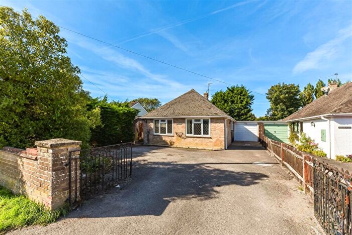2 Bedroom Detached Bungalow For Sale In Park Road, Barnham, PO22