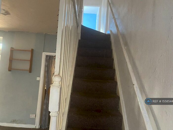 3 Bedroom Terraced House To Rent In Mount View Terrace, Port Talbot, SA12