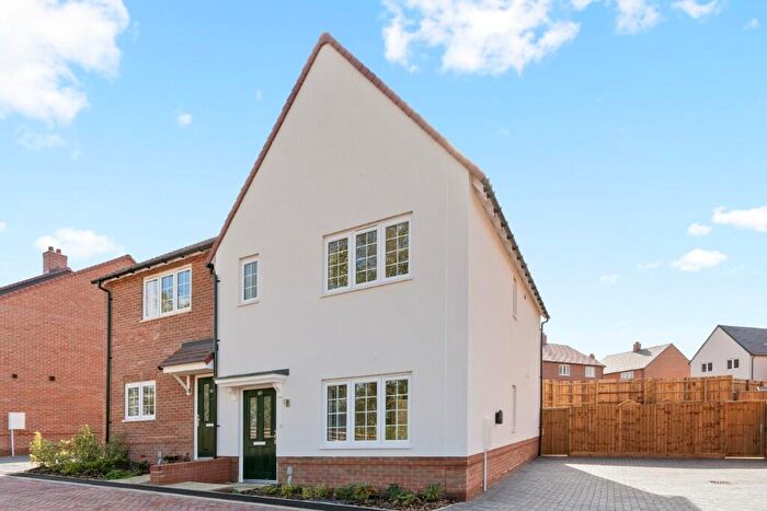 3 Bedroom End Of Terrace House To Rent In *Includes £ Rent Credit!*Cantle Mews, Braintree, Essex, CM7