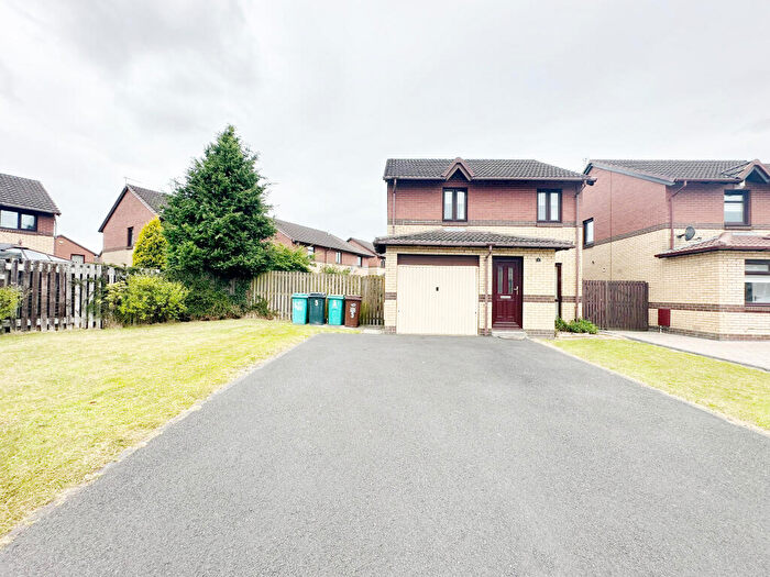 3 Bedroom Detached House To Rent In Seaforth Place, Bellshill, ML4