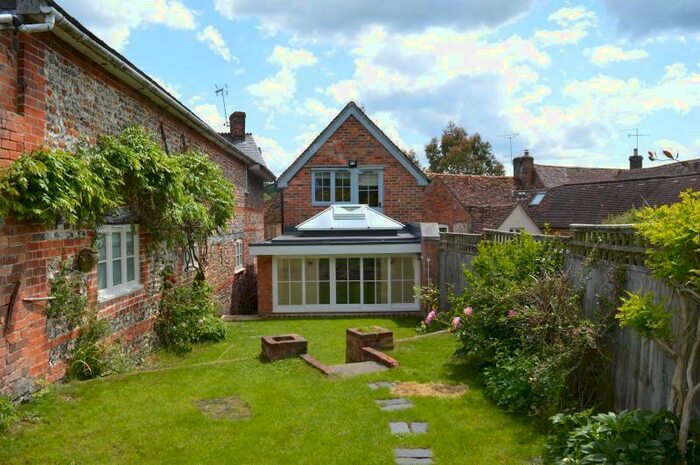 3 Bedroom Cottage To Rent In Oxford Street, Ramsbury, Marlborough, SN8