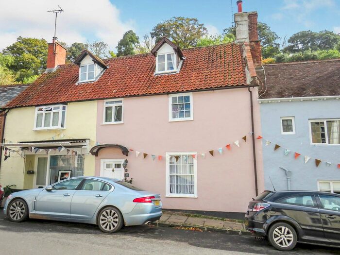 Houses for sale & to rent in TA24 6SA, West Close, Dunster And