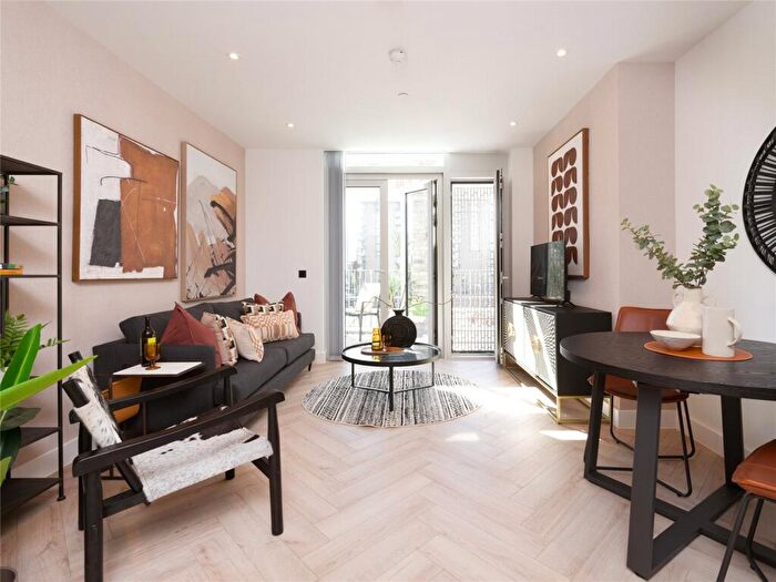 1 Bedroom Apartment For Sale In Bankside, Colliers Yard, Manchester, Greater Manchester, M3