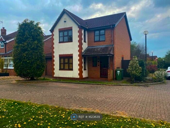 4 Bedroom Detached House To Rent In Blakeney Court, Tattenhoe, Milton Keynes, MK4