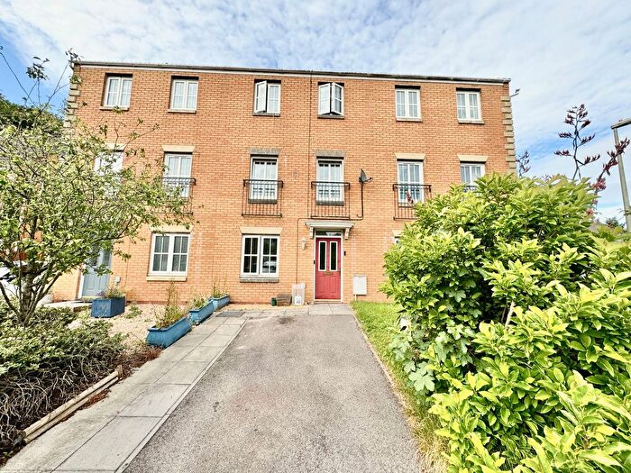 4 Bedroom Terraced House For Sale In Mill Court, Crumlin, NP11