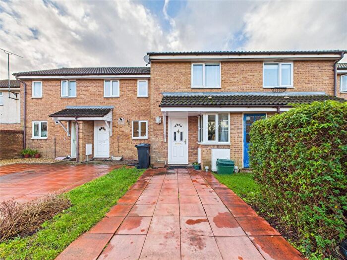 1 Bedroom Apartment For Sale In Oaktree Crescent, Bradley Stoke, Bristol, South Gloucestershire, BS32