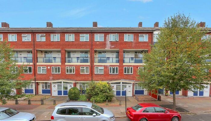 4 Bedroom Terraced House To Rent In Cooks Road, London, Kennington, Southwark, SE17