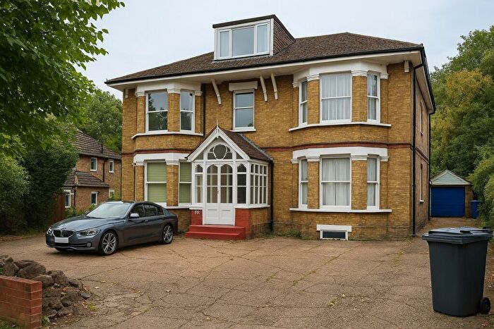 1 Bedroom Flat For Sale In St. Augustines Avenue, South Croydon, CR2