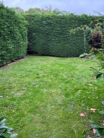 2 Bedroom Cottage For Sale In High Street Markyate, St. Albans, Hertfordshire, AL3