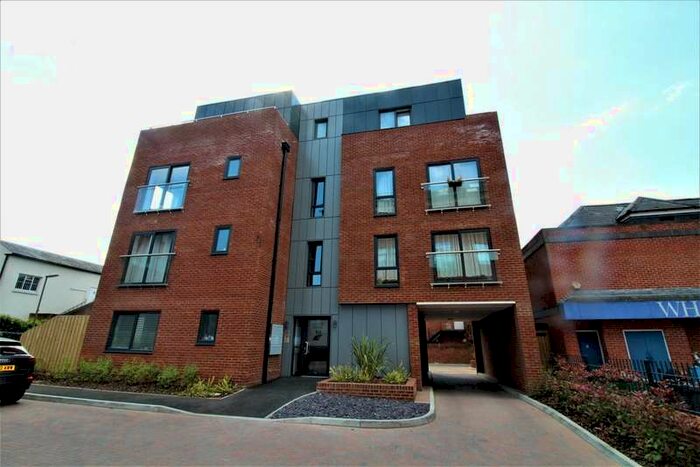 2 Bedroom Flat To Rent In Gallus House, Camberley, GU15