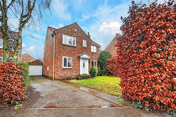 4 Bedroom Detached House For Sale In West Moor Lane, Raskelf, York, YO61