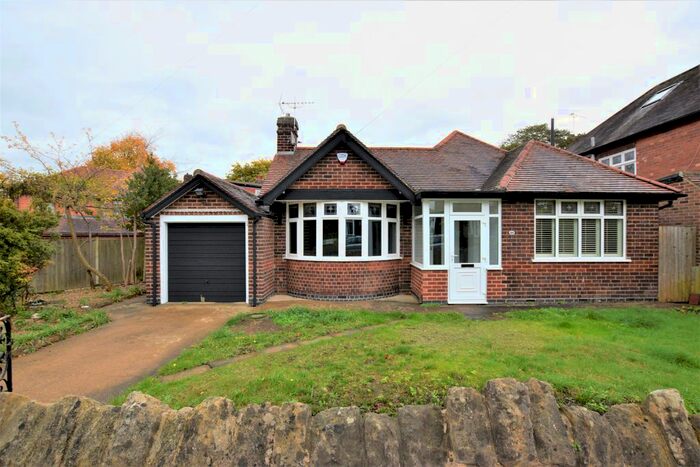 2 Bedroom Detached Bungalow To Rent In St. Leonards Drive, Wollaton, Nottingham, NG8