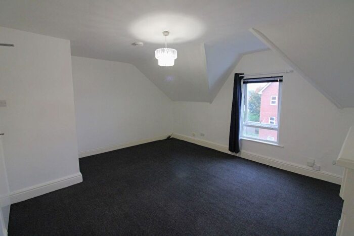 1 Bedroom Flat To Rent In Flat, Station Terrace, Hucknall, Nottingham, NG15