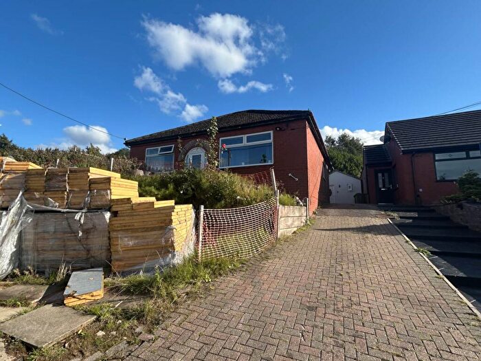 3 Bedroom Bungalow For Sale In Ferney Field Road, Oldham, OL9