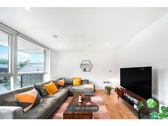 2 Bedroom Flat To Rent In Danson Mews, London, SE17