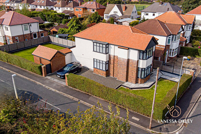 4 Bedroom Detached House For Sale In Hazelmere Road, Preston, PR2