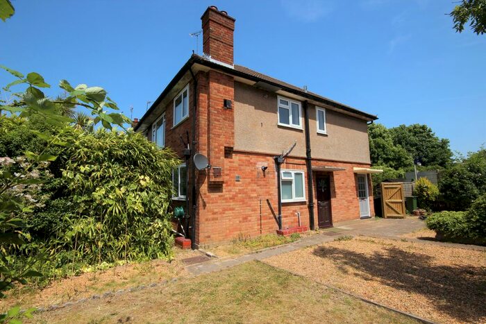 2 Bedroom Maisonette To Rent In Poundfield, Watford, WD25