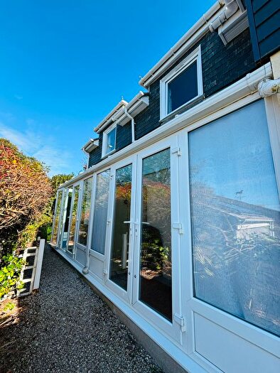 2 Bedroom Cottage To Rent In Acton, Rosudgeon, TR20