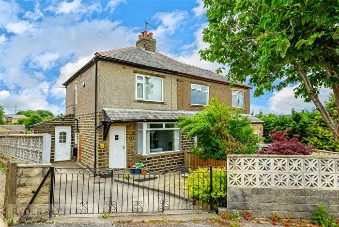 2 Bedroom Semi-Detached House For Sale In Milner Lane, Greetland, Halifax, West Yorkshire, HX4