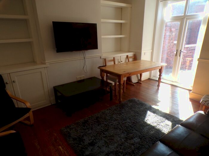 1 Bedroom Detached House To Rent In Springbank Road, Sandyford, NE2