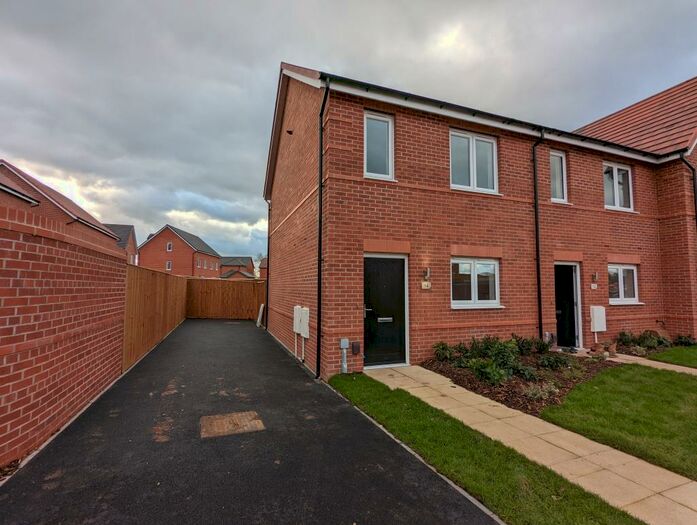 2 Bedroom House To Rent In Alport Road, Mickleover, Derby, DE3