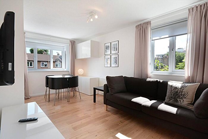 1 Bedroom Flat To Rent In John Maurice Close, Southwark, London, SE17