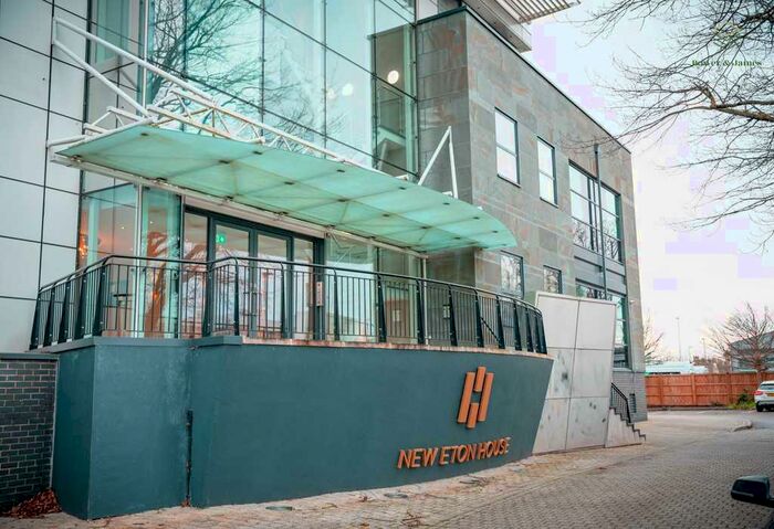 1 Bedroom Apartment To Rent In New Eton House, Bath Road, Slough, Berkshire, SL1