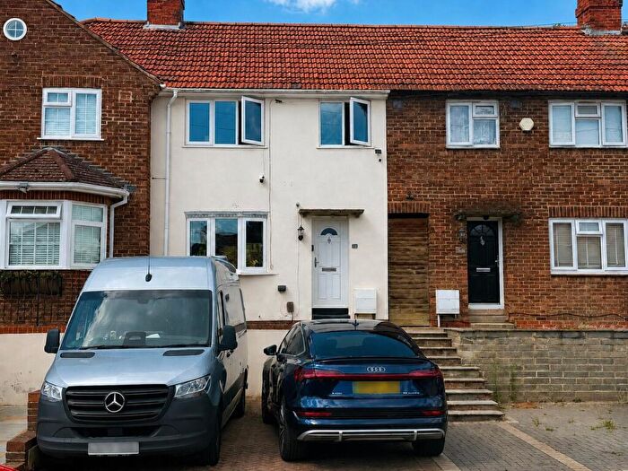 3 Bedroom Terraced House For Sale In Elaine Avenue, Rochester, ME2