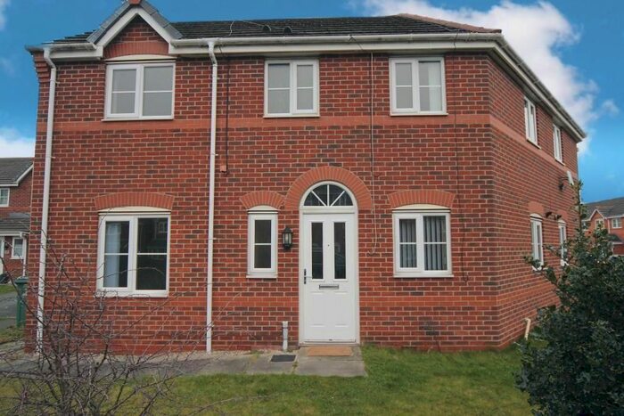 3 Bedroom Semi-Detached House To Rent In Bowmore Way, Wavertree, Liverpool, L7