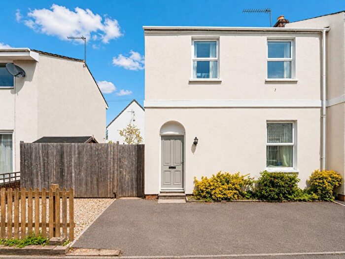 2 Bedroom End Of Terrace House To Rent In Victoria Retreat, Leckhampton, Cheltenham, Gloucestershire, GL50