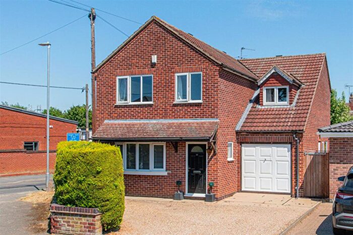 4 Bedroom Detached House For Sale In Links Road, Kibworth Beauchamp, LE8