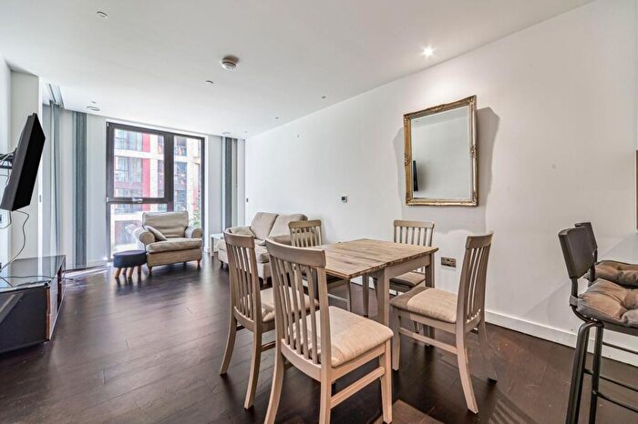 2 Bedroom Flat To Rent In Charles Clowes Walk, London, SW11