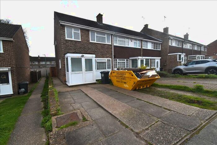 3 Bedroom Property To Rent In Miskin Road, Dartford, DA1