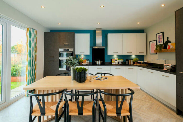 4 Bedroom Detached House For Sale In Lodge Road, Caerleon, Newport, NP18