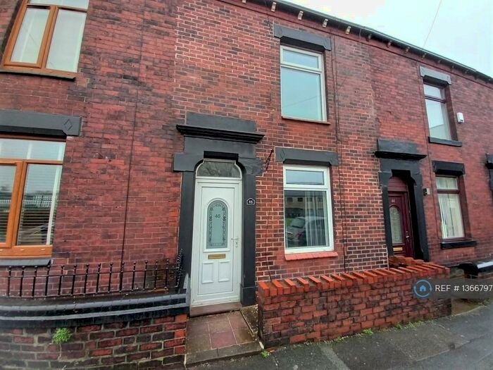2 Bedroom Terraced House To Rent In St. John Street, Lees, Oldham, OL4