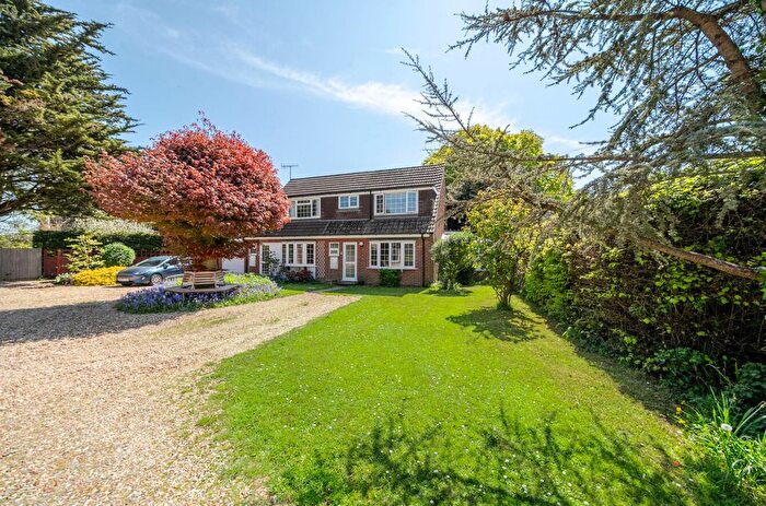 3 Bedroom Semi-Detached House For Sale In Hook Lane, Aldingbourne, PO20