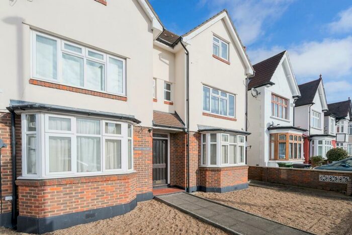 Studio To Rent In Holly Court, Bellingham Road, Catford, SE6