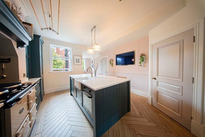 4 Bedroom Semi-Detached House For Sale In Navigation Road, Altrincham, WA14