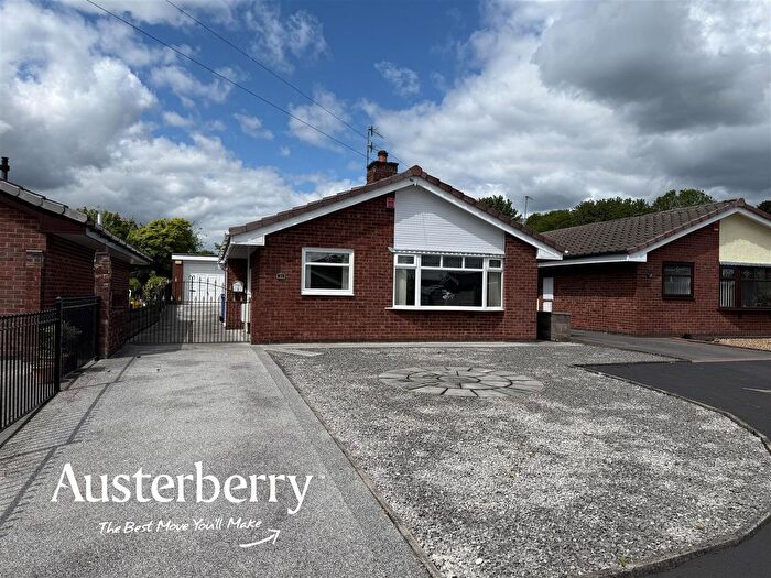2 Bedroom Detached Bungalow For Sale In Ingelow Close, Stoke-On-Trent, ST3